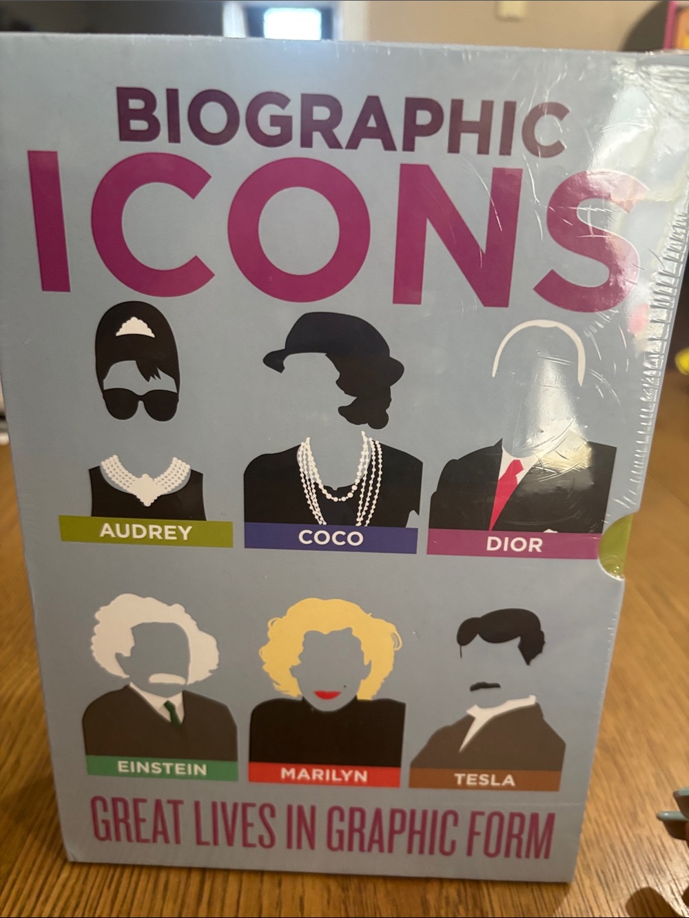 Biographic Icons Boxed Set - Pink & Light Blue Graphic Cover